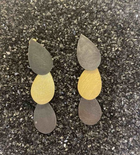 0 02 05 d8d08b2ac7dbf654c576d94b8eabc67b856a0e2093985c1270c760f32931ae82 529f3f976e80a339